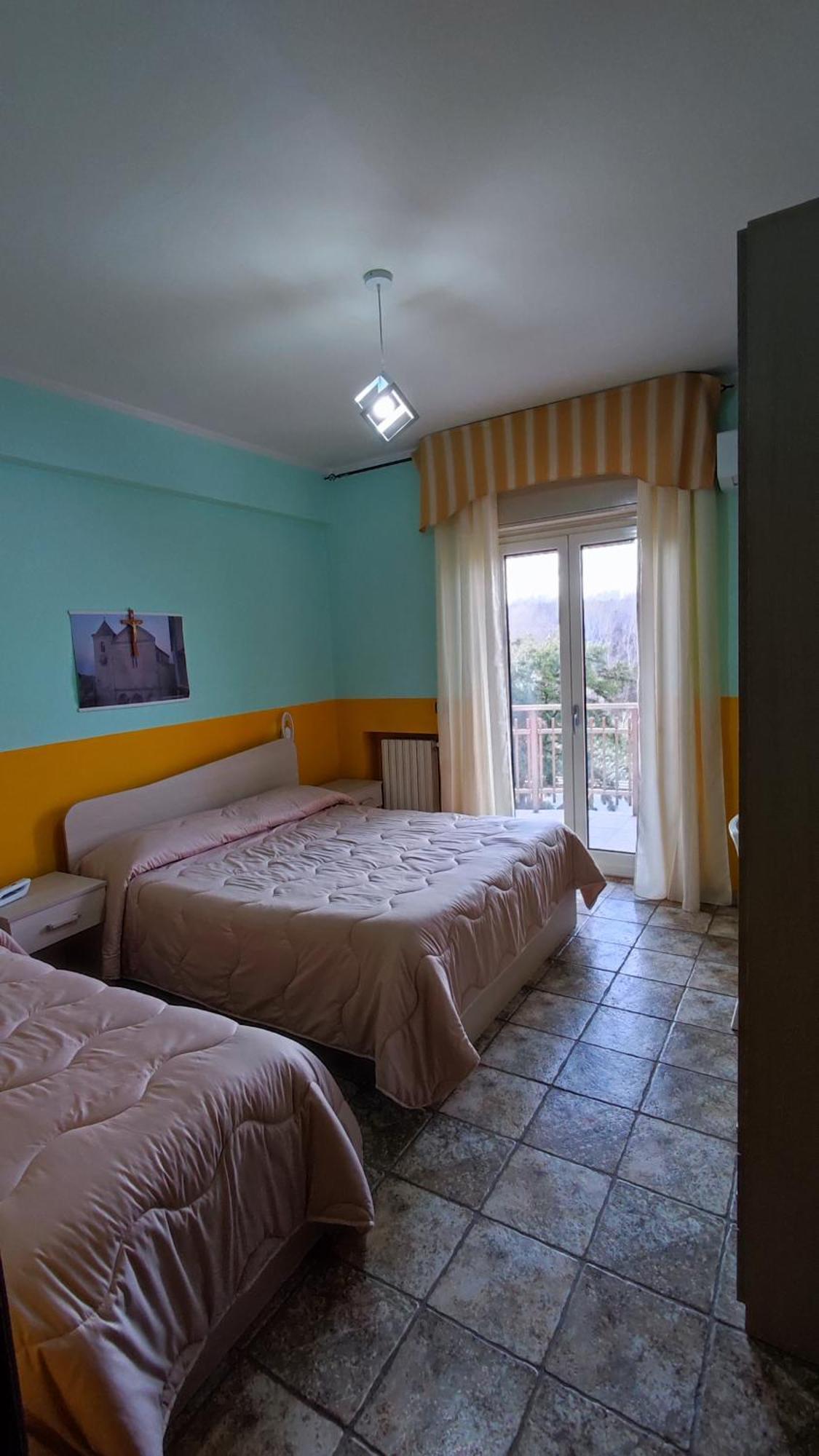 Hotel San Francesco Terme Spezzano Albanese エクステリア 写真