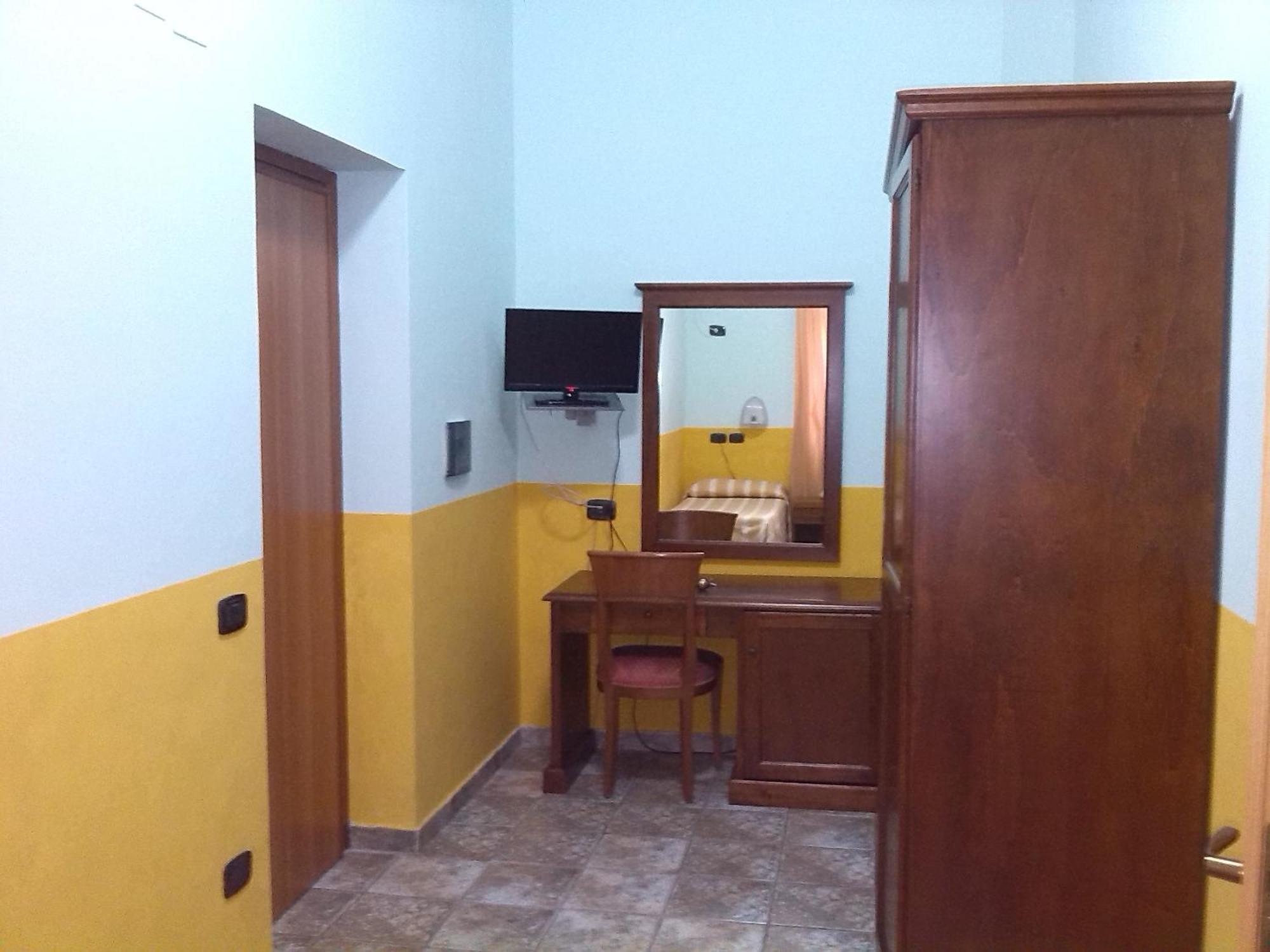 Hotel San Francesco Terme Spezzano Albanese エクステリア 写真
